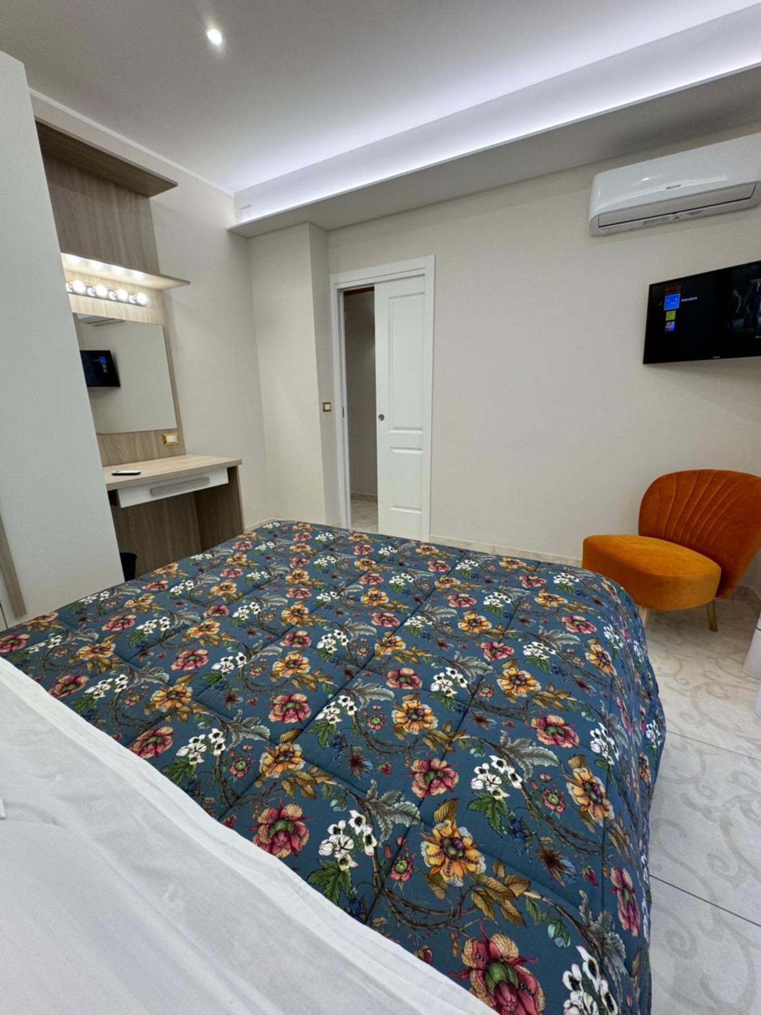 Casa Anatrella Comfort House Naples Exterior photo